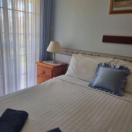 Hill Top Country Guest House Lovedale Ngoại thất bức ảnh