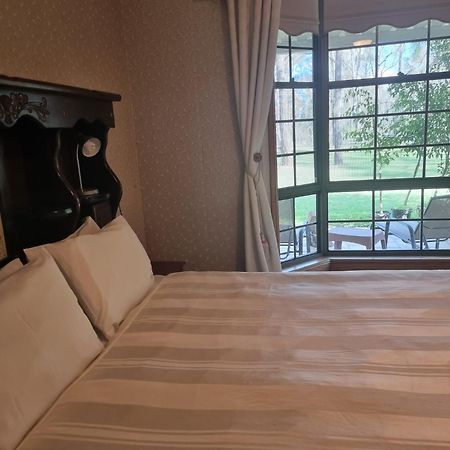 Hill Top Country Guest House Lovedale Ngoại thất bức ảnh