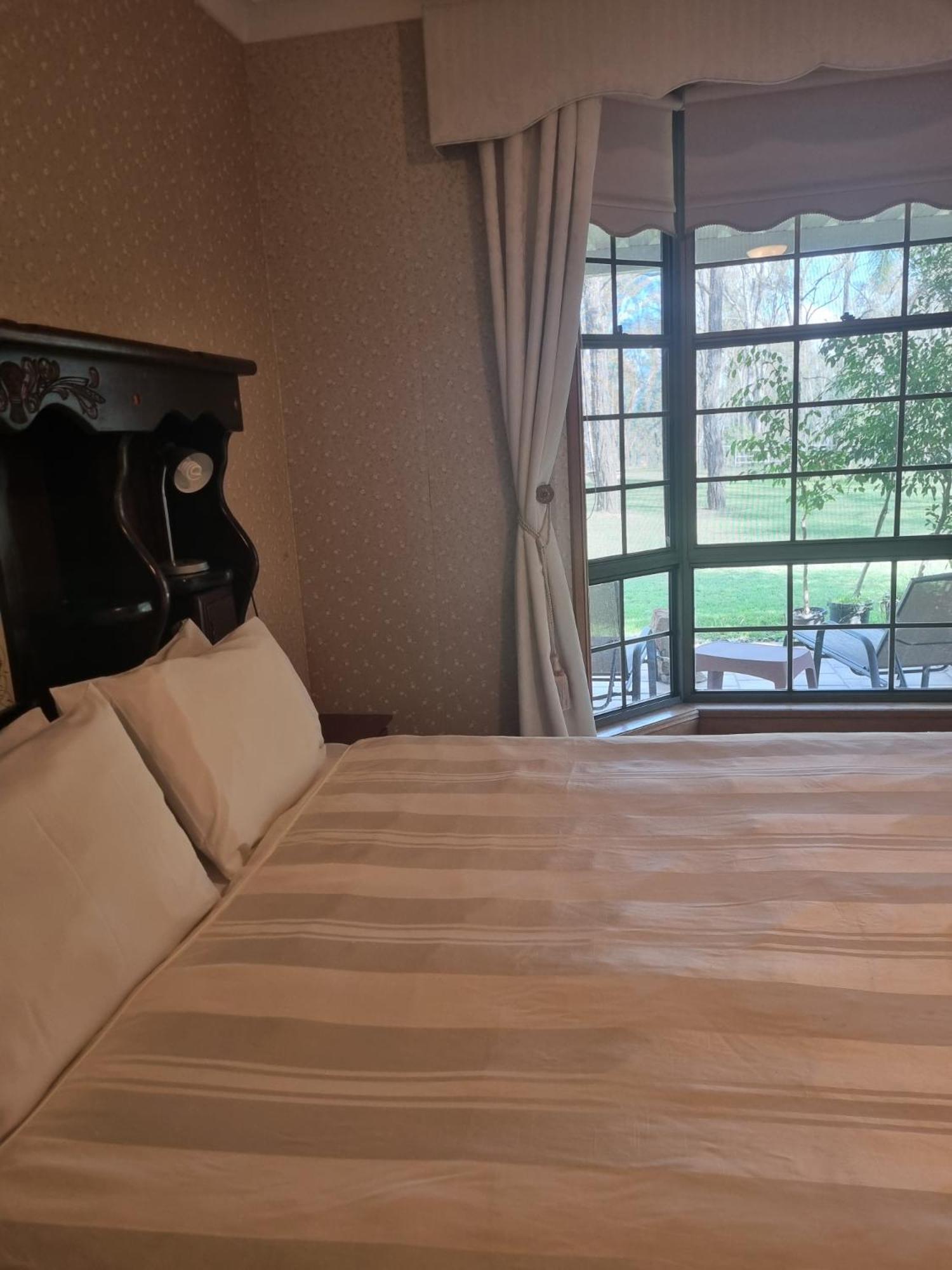 Hill Top Country Guest House Lovedale Ngoại thất bức ảnh