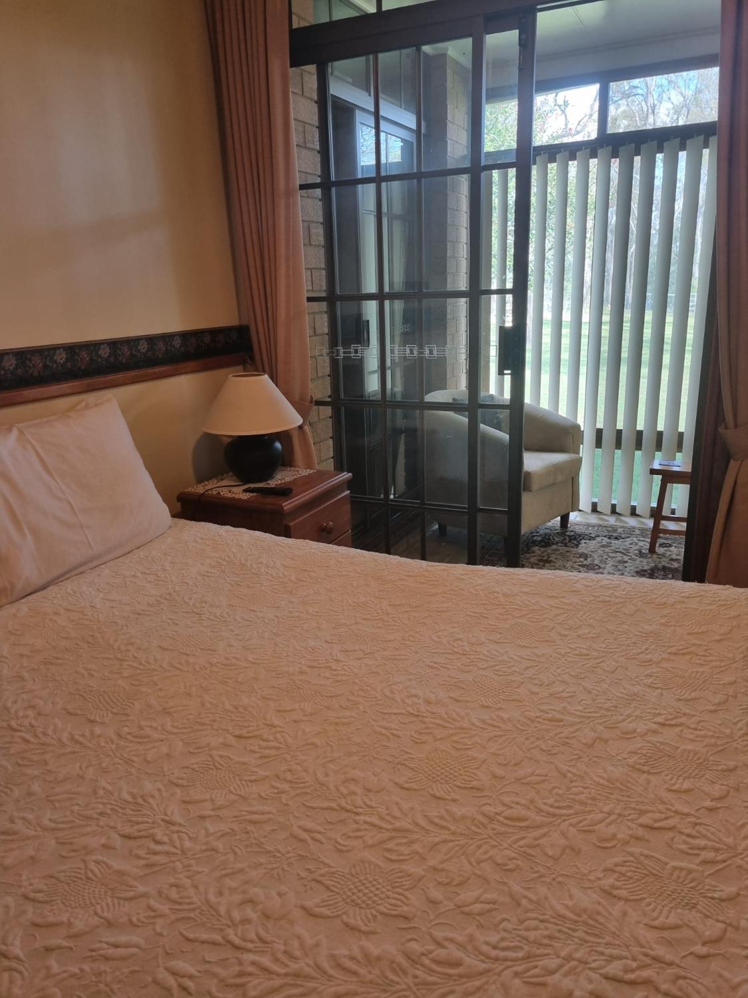 Hill Top Country Guest House Lovedale Ngoại thất bức ảnh