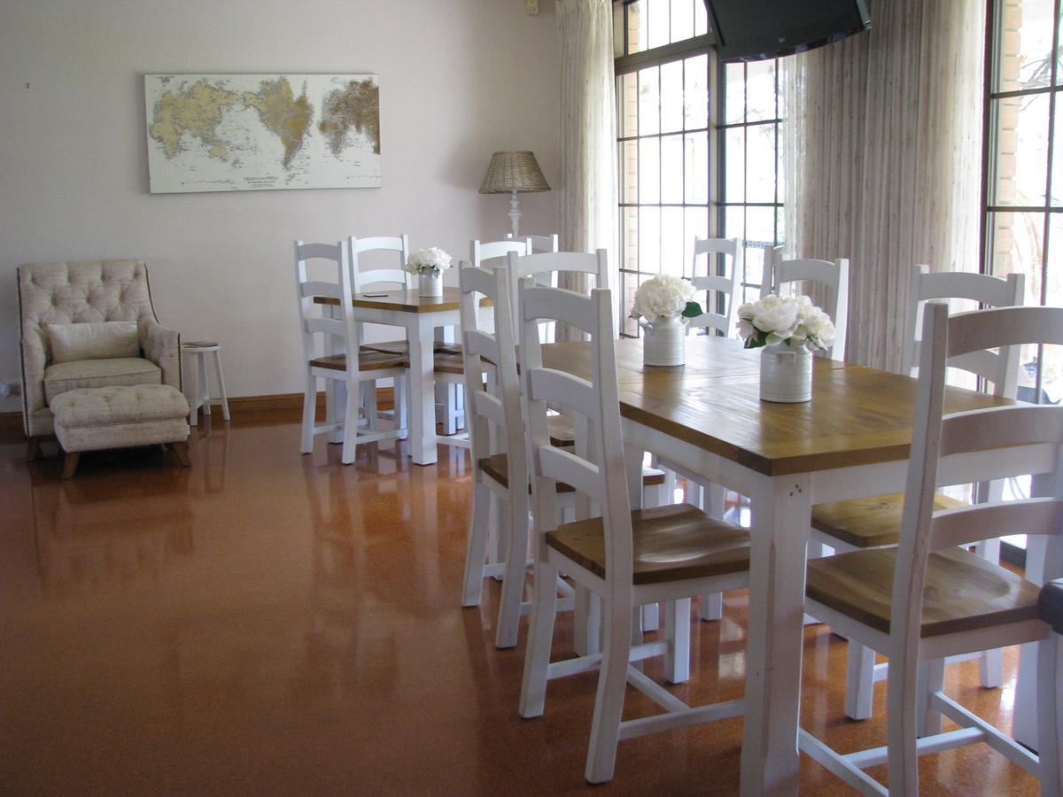 Hill Top Country Guest House Lovedale Ngoại thất bức ảnh
