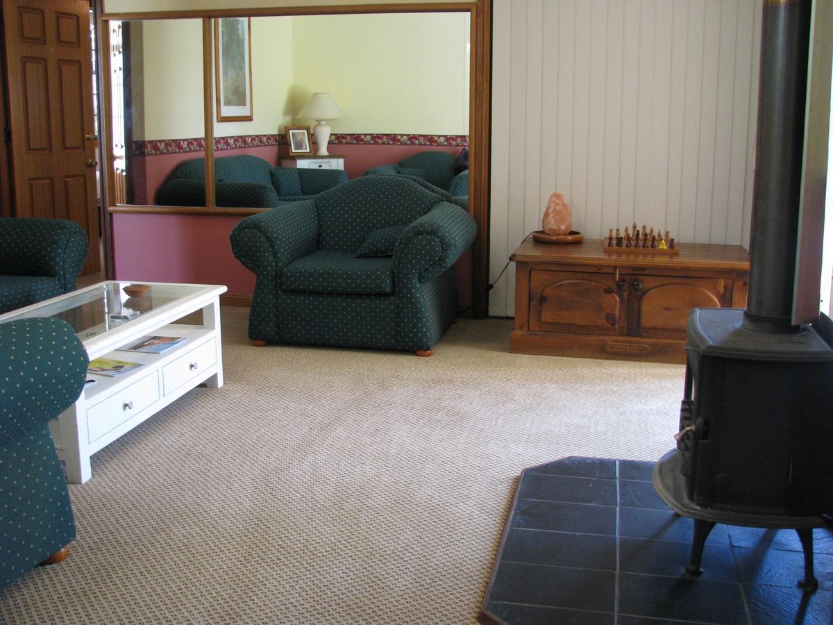 Hill Top Country Guest House Lovedale Ngoại thất bức ảnh